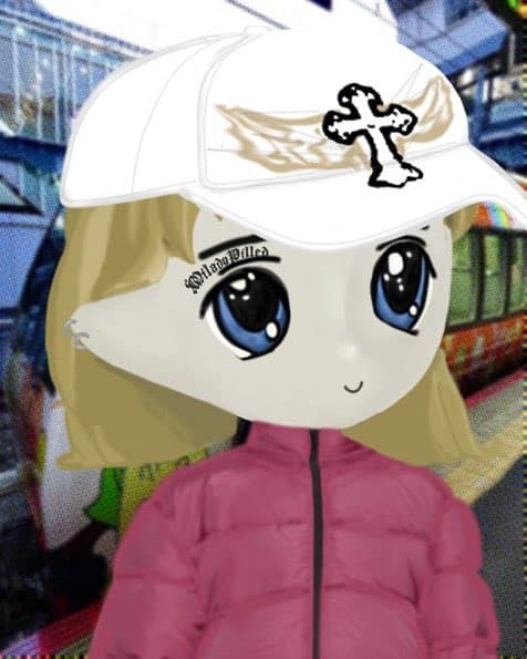 Milady with a white cap and pink jacket